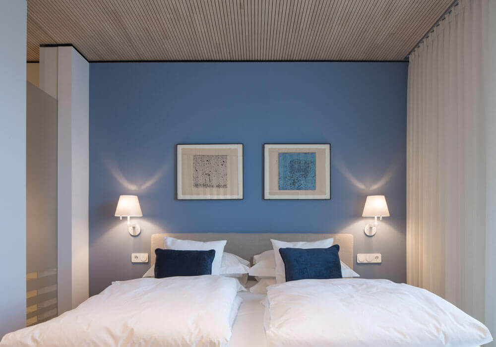Malerarbeiten im Schlafzimmer