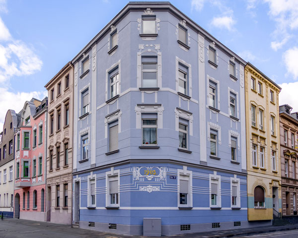 Referenz Wasserviertel blaue Fassade